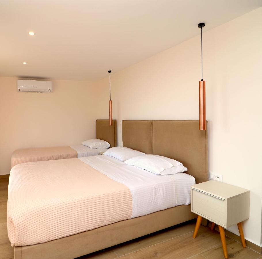 Fegi Rooms Химара Экстерьер фото